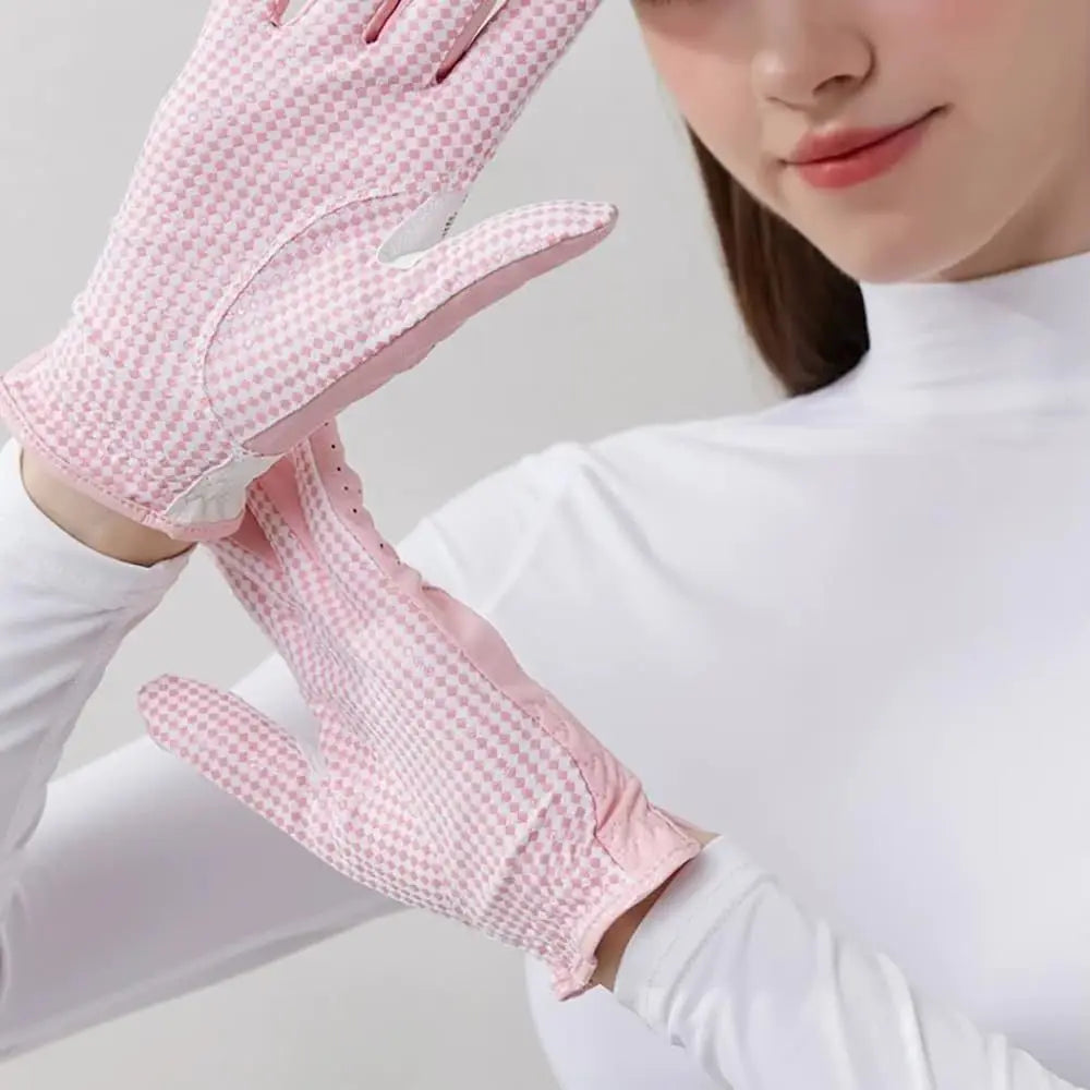 Women's Anti-Slip Golf Gloves – Enhanced Grip & Breathable PU