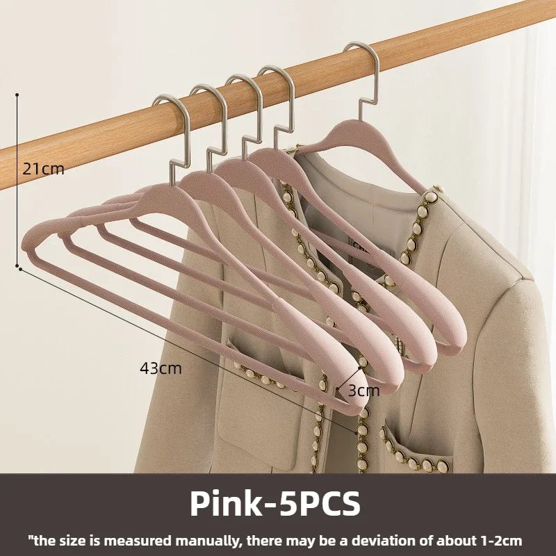 Heavy-Duty Wide Shoulder Metal Clothes Hangers – 5/10 Pack