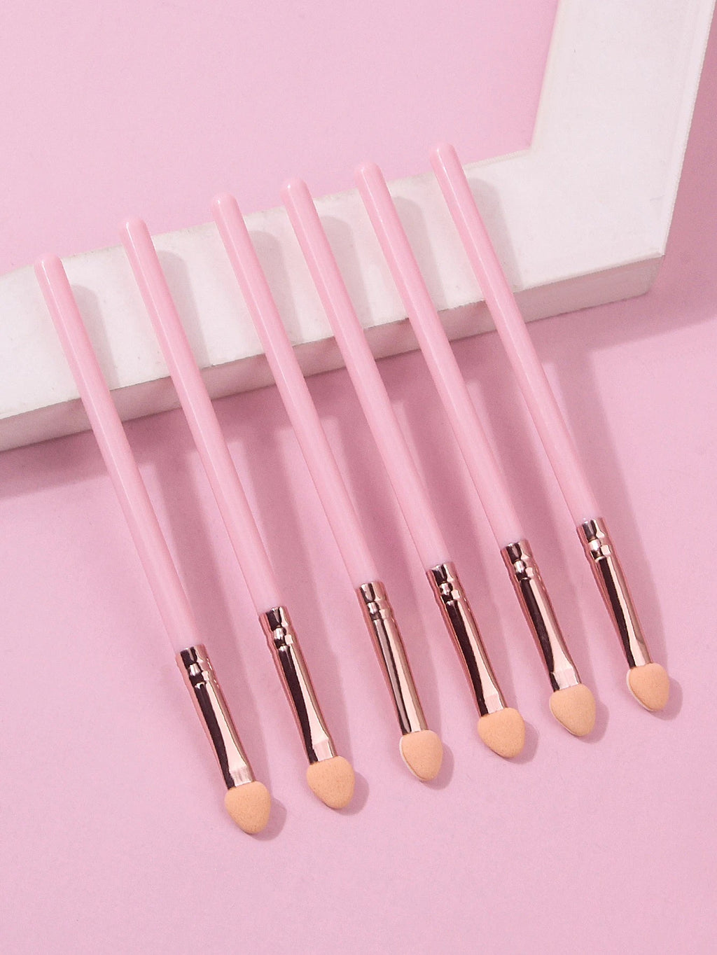 6-Piece Pink Eyeshadow Brush Set – Sponge & Blending Tools