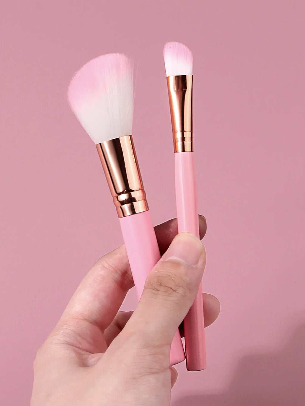2Pcs Pink Makeup Brush Set – Soft Blush & Eyeshadow Brushes