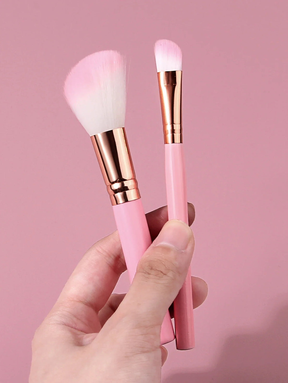 2Pcs Pink Makeup Brush Set – Soft Blush & Eyeshadow Brushes