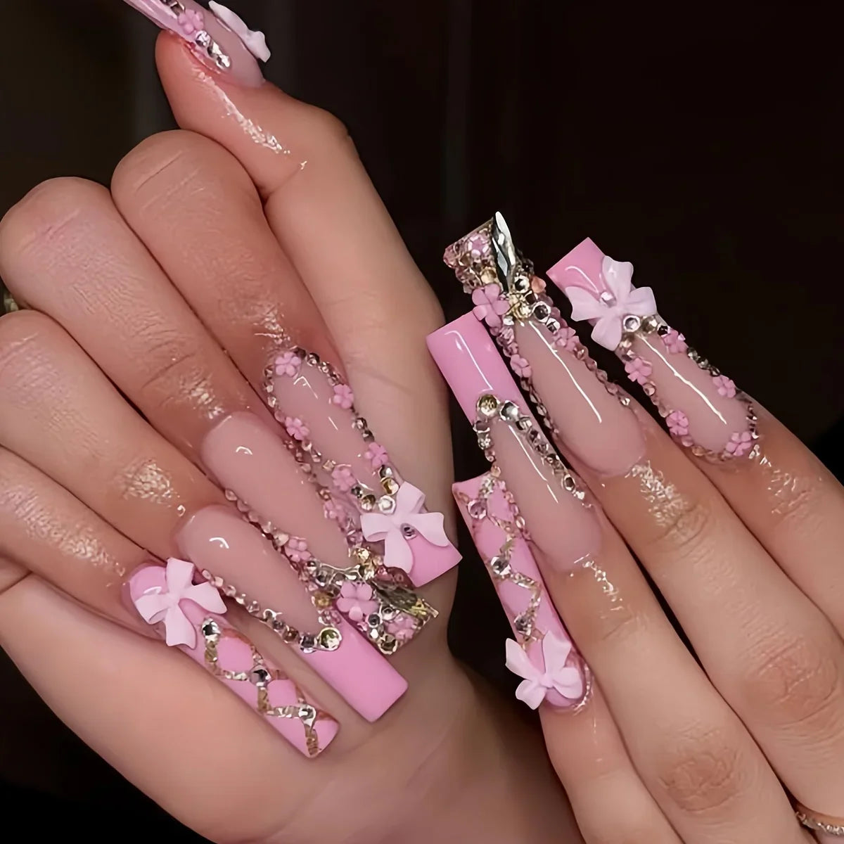 500PCS 3D Nail Art Kit – Resin Bows, Pearls & Shapes