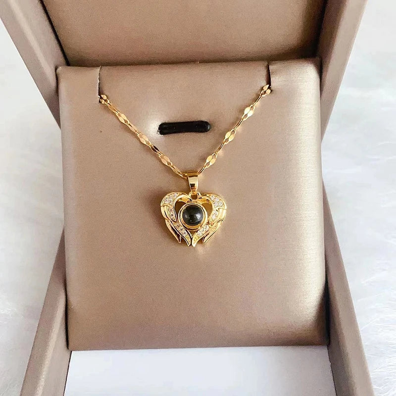 Women's Projection Pendant Necklace – I Love You Clavicle Chain