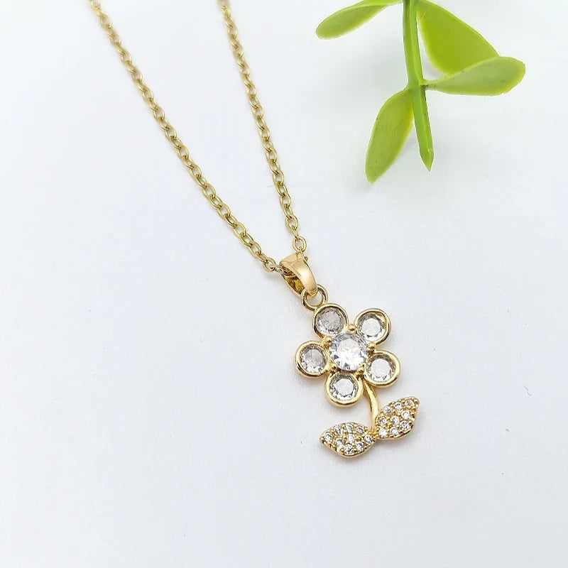 Five-Petal Flower Copper Pendant Necklace | Stainless Steel
