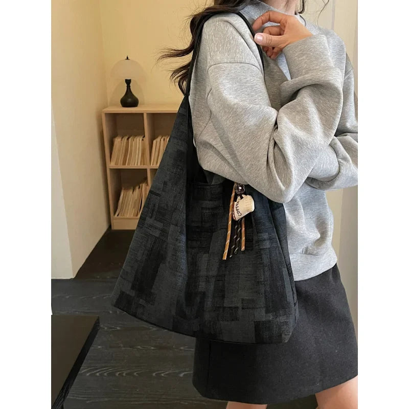 Nixie Large-Capacity Women's Crossbody Shoulder Tote Bag