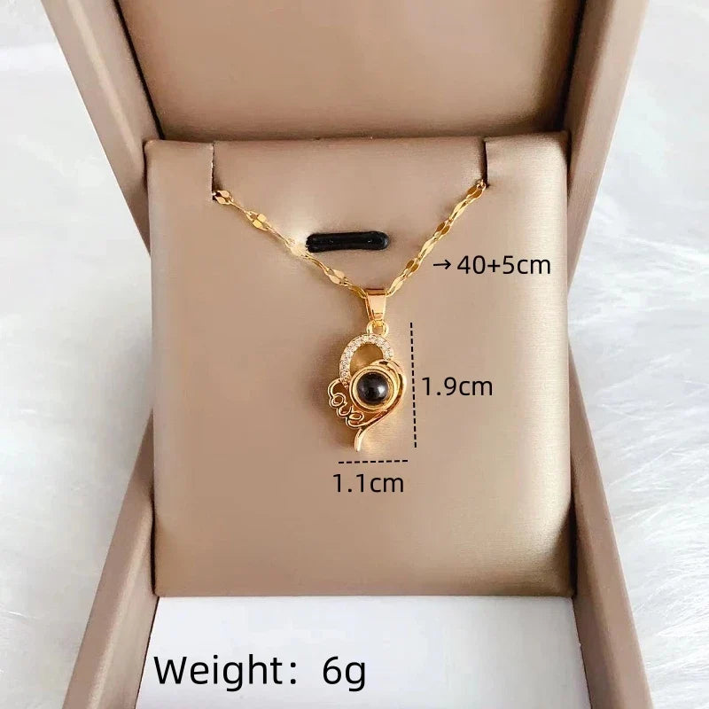 Women's Projection Pendant Necklace – "I Love You" Clavicle Chain