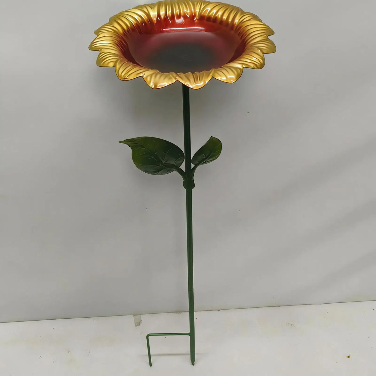 Metal Sunflower Bird Bath – Outdoor Standing Water Feeder