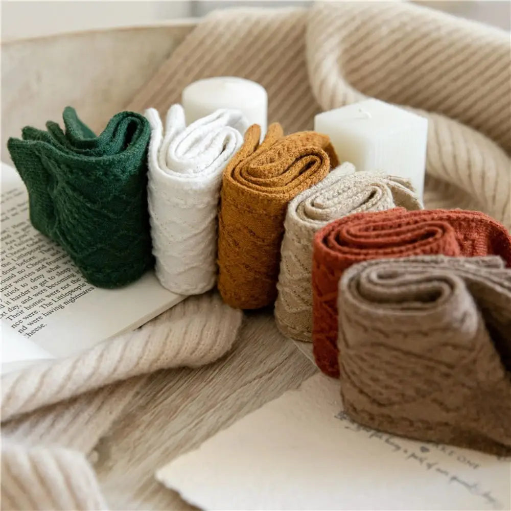 Women's Wool Blend Cable Knit Thermal Crew Socks | Winter