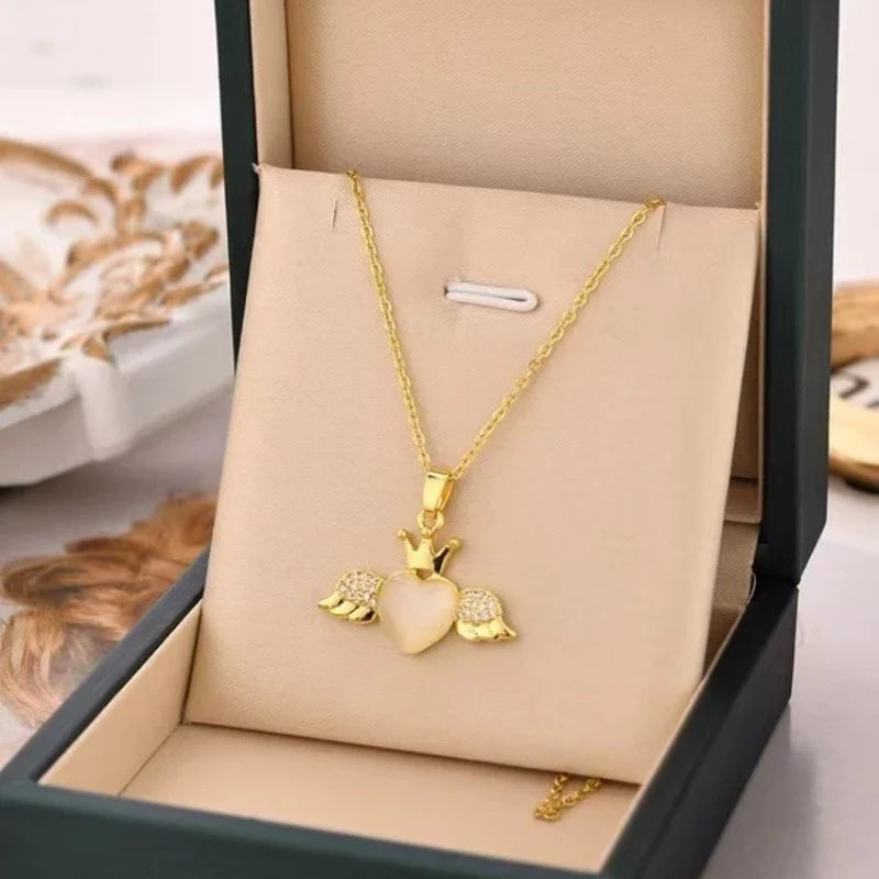 Women's Love Heart Wings Pendant Necklace – Gold Plated