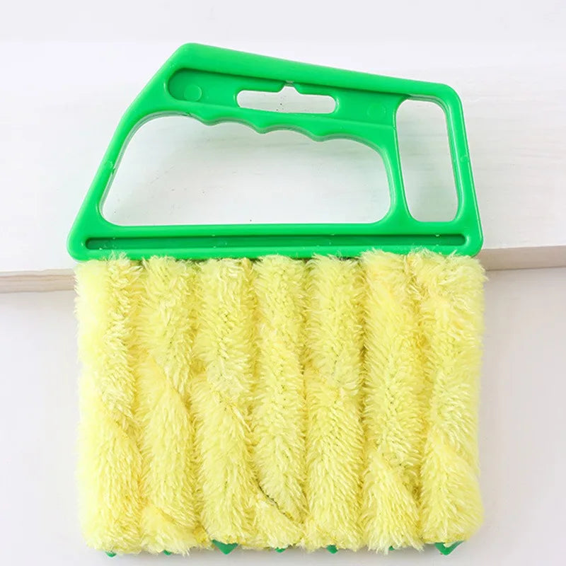 Microfiber Duster Brush – Washable Blind & Window Cleaner