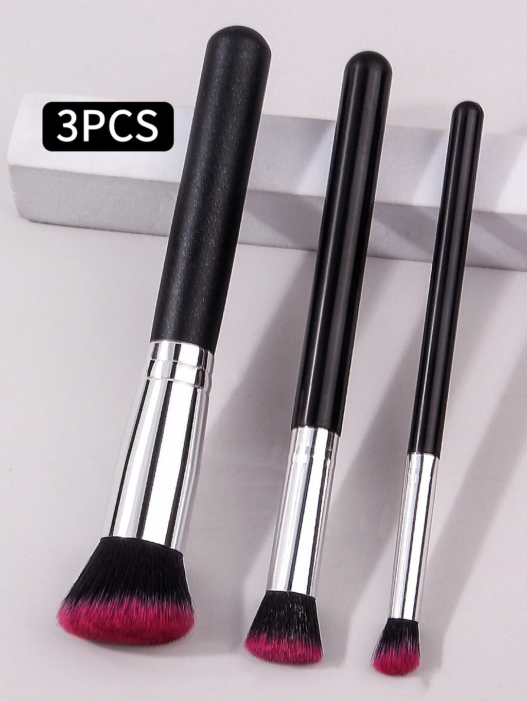 Nixie 3-Piece Foundation Concealer & Contour Makeup Brush Set