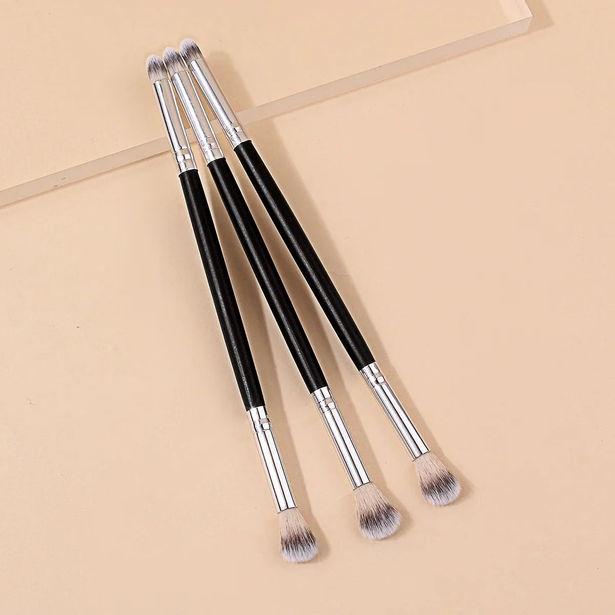 3Pcs Double-Ended Eyeshadow & Concealer Makeup Brush Set