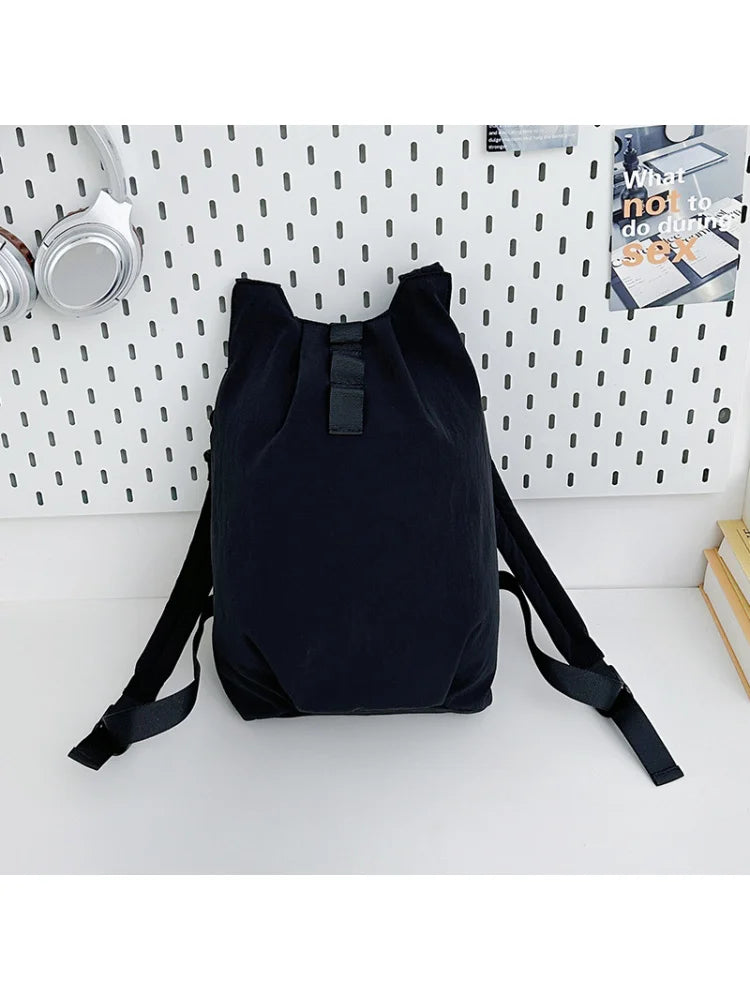 Nixie 20-35L Lightweight Hiking Backpack – Unisex Travel Bag