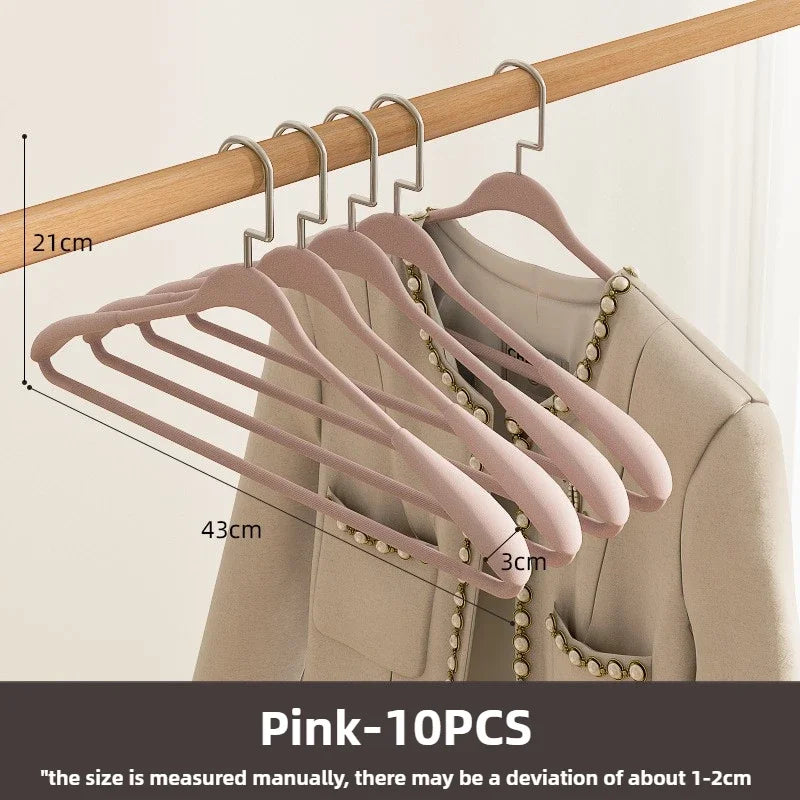 Heavy-Duty Wide Shoulder Metal Clothes Hangers – 5/10 Pack