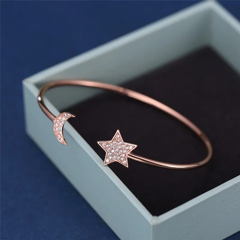 White Crystal Star Moon Adjustable Charm Bracelet | Silver