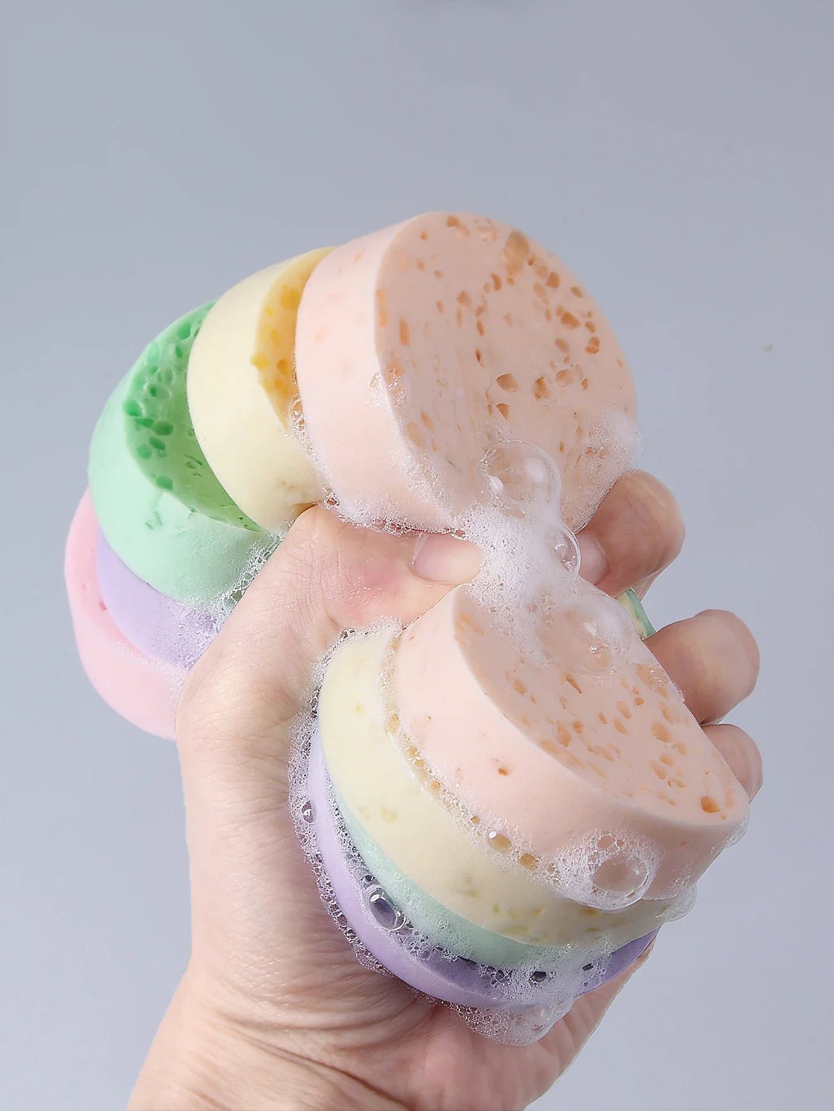 Soft Oval Facial Cleansing Sponge & Makeup Remover Puff
