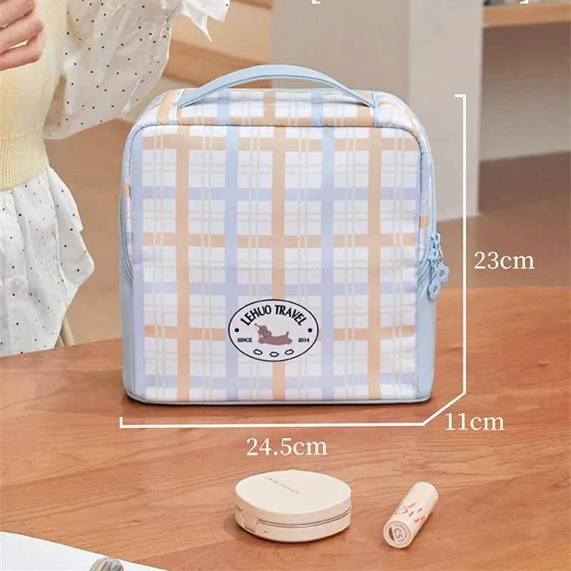 Standing Makeup Brush Bag – Large Capacity Travel Organizer