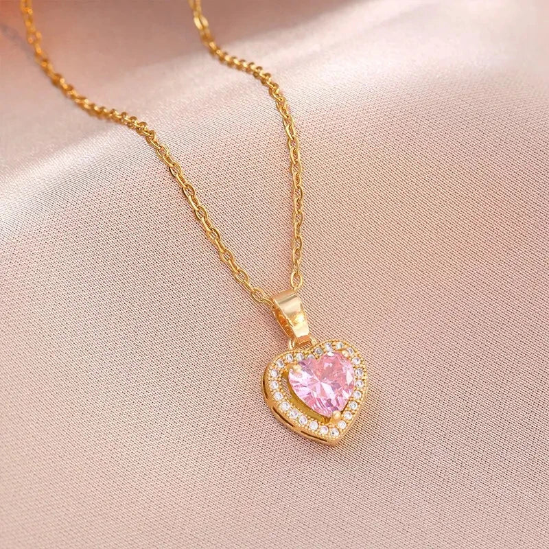 Women's Gold Heart Pendant Necklace – Adjustable Clavicle Chain