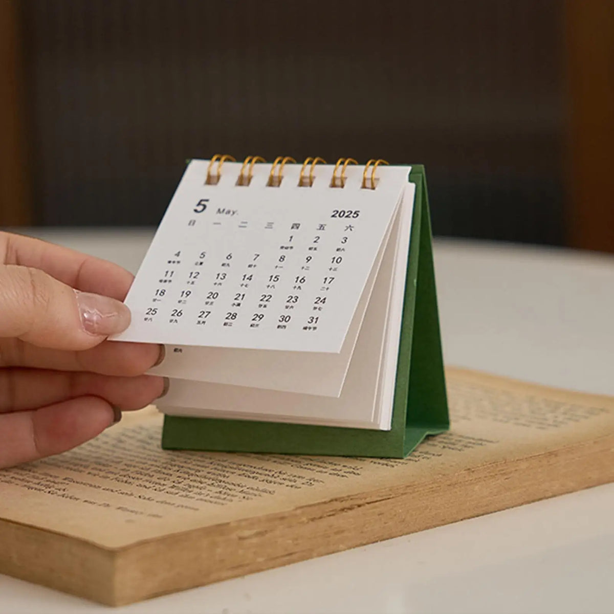2026 Mini Desk Calendar – Monthly Planner & Scheduler