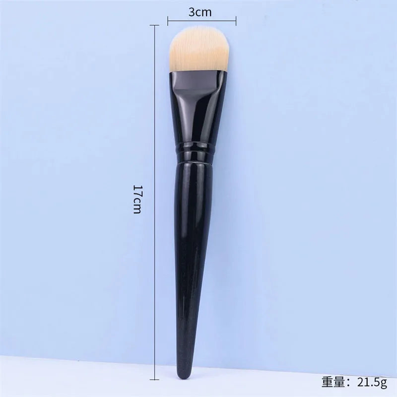 Large Flat Foundation Brush – Soft Synthetic Fiber, 3 Shapes