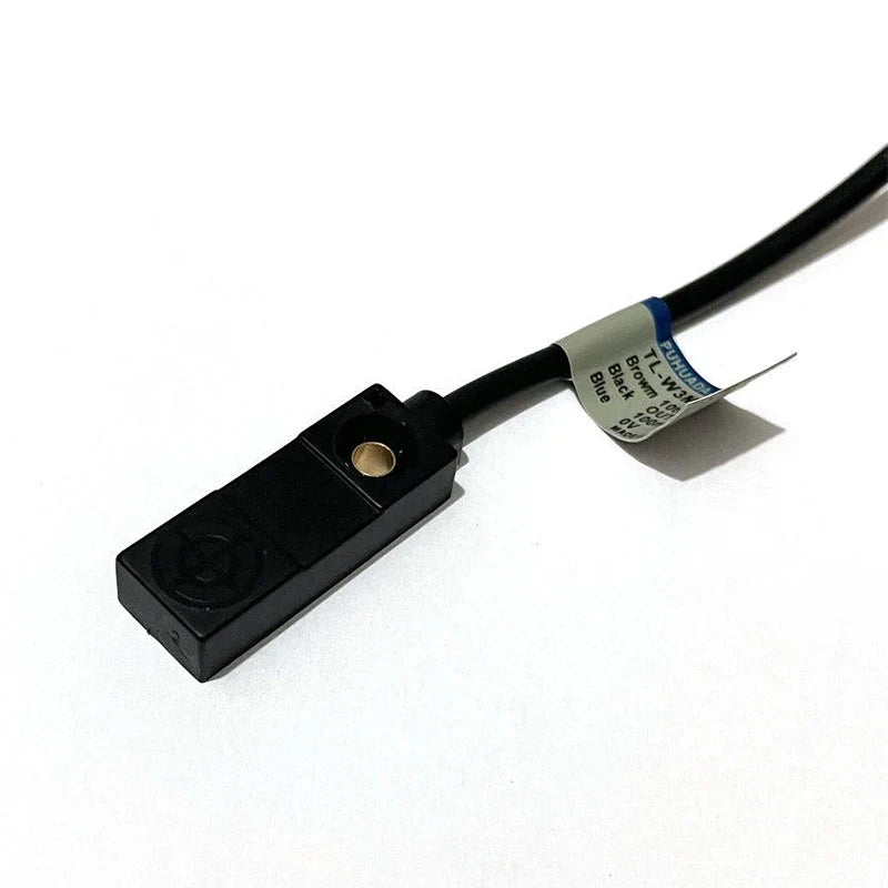 OMCH TL-W NPN/PNP Inductive Proximity Sensor 1.5mm 3mm DC