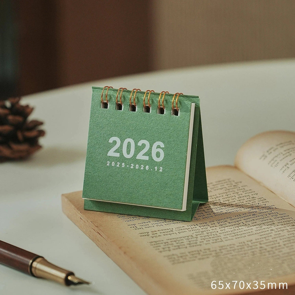 2026 Retro Mini Scroll Desk Calendar | Desktop Planner Decor