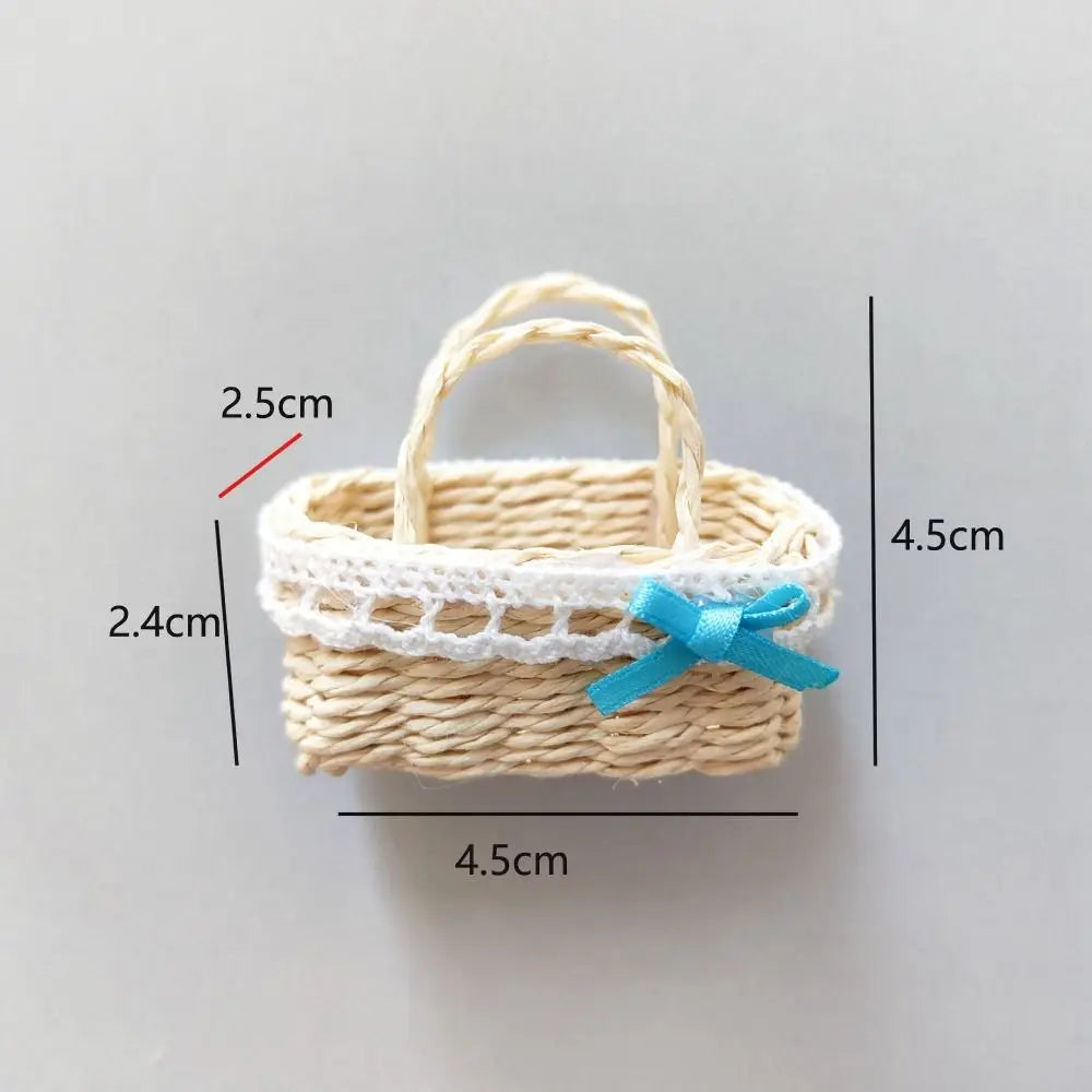 Miniature Woven Basket for BJD OB11 Dollhouse – 1/6 Scale
