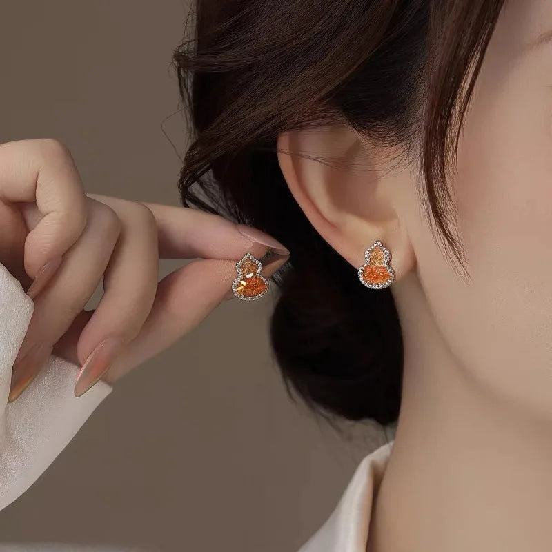 Gradient Crystal Gourd Stud Earrings – Orange Zircon Silver