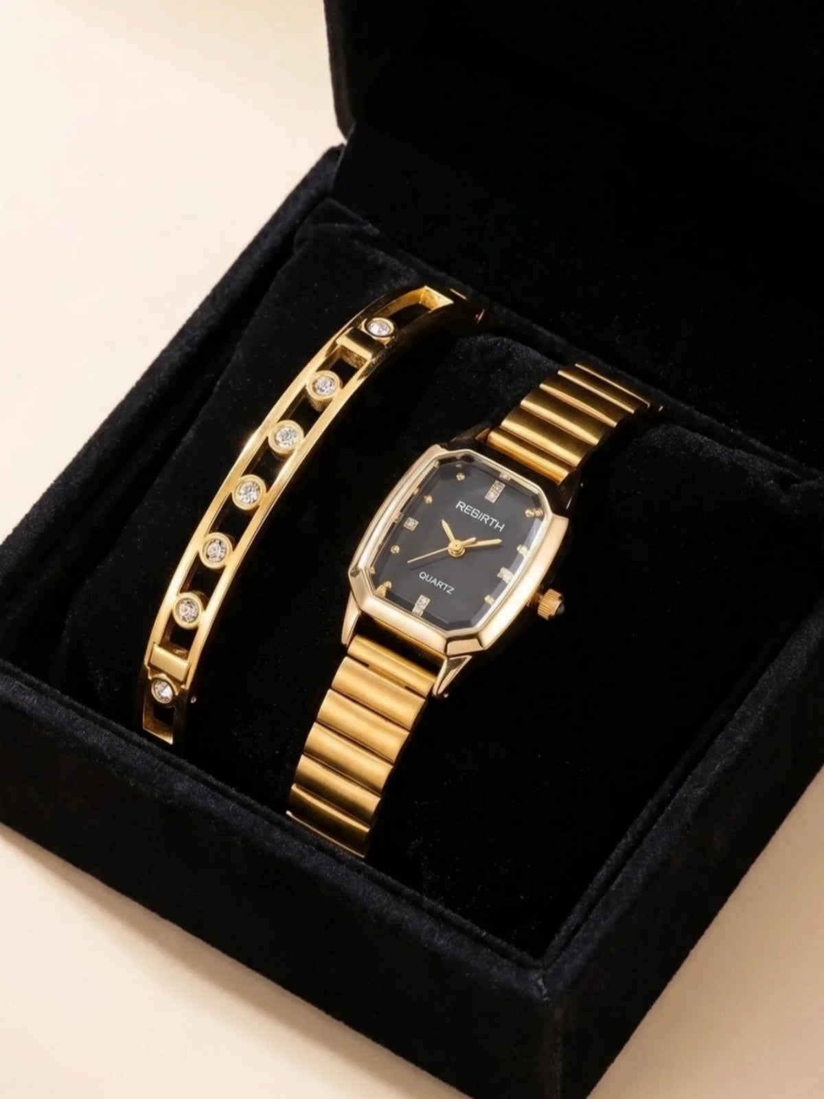 Women's Gold Watch & Bracelet Set – Quartz Roman Numeral Dial