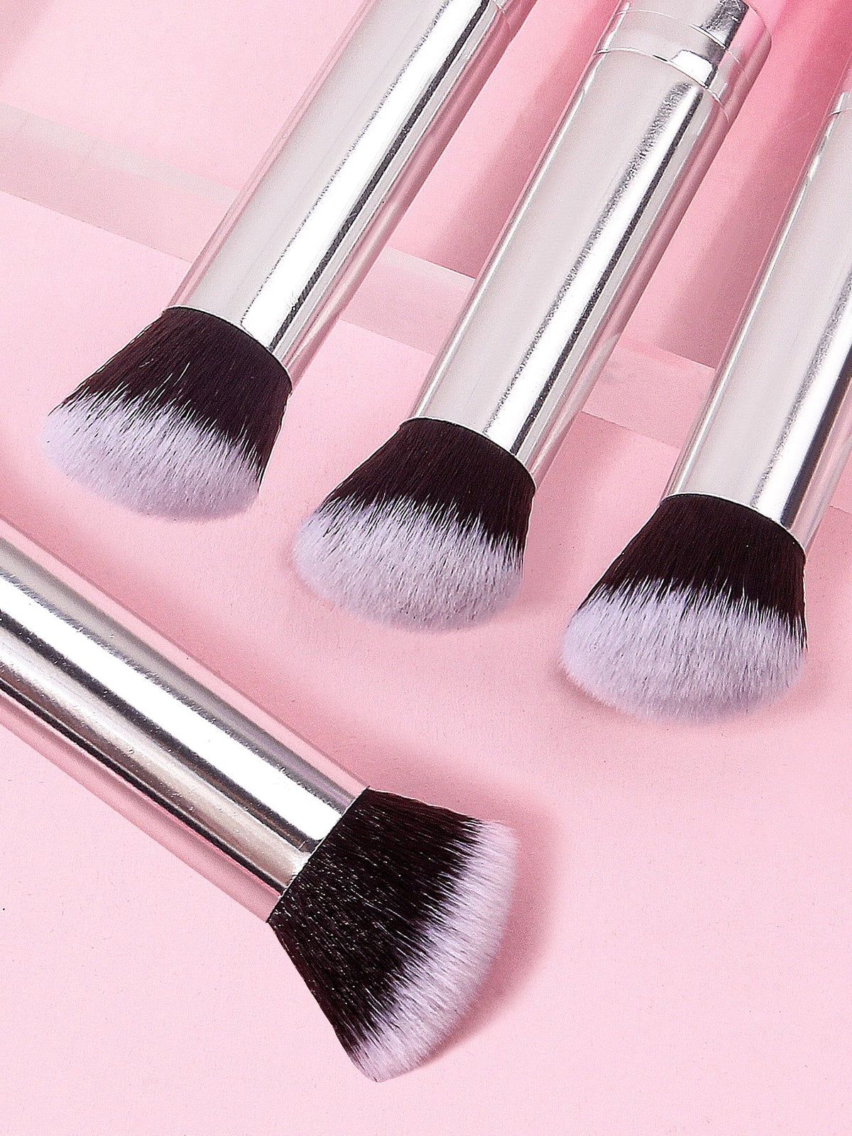 Round Head Blush, Concealer & Highlighter Brush Set of 3
