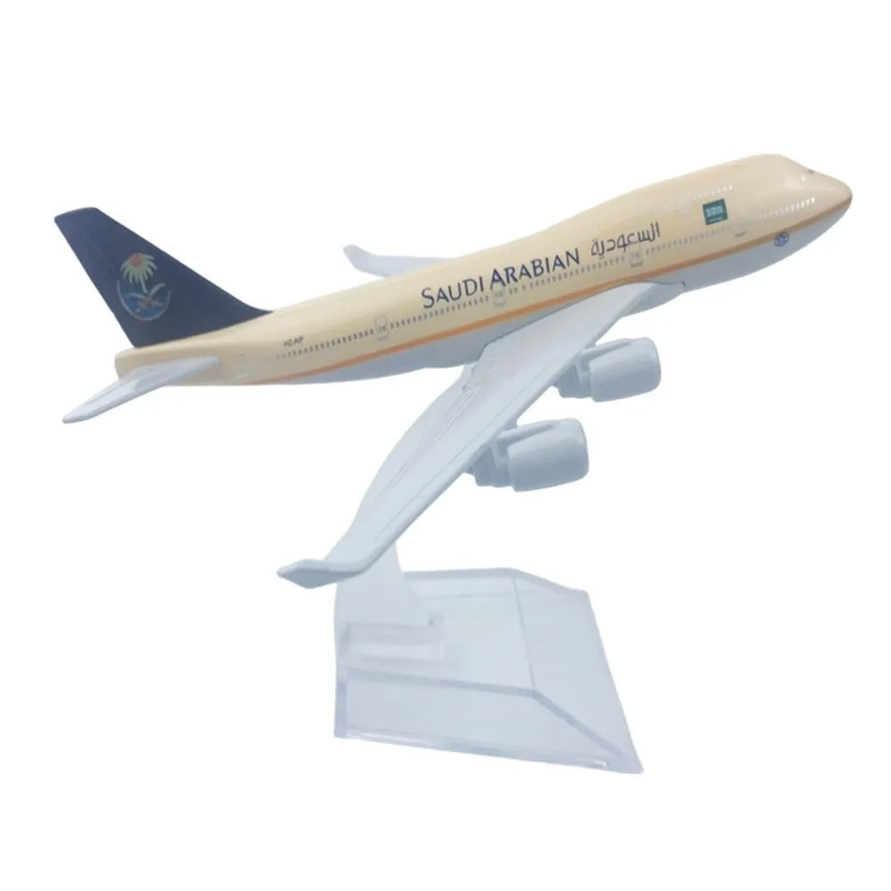 GOL Airlines Boeing B737 1/246 Alloy Airplane Model – 16cm