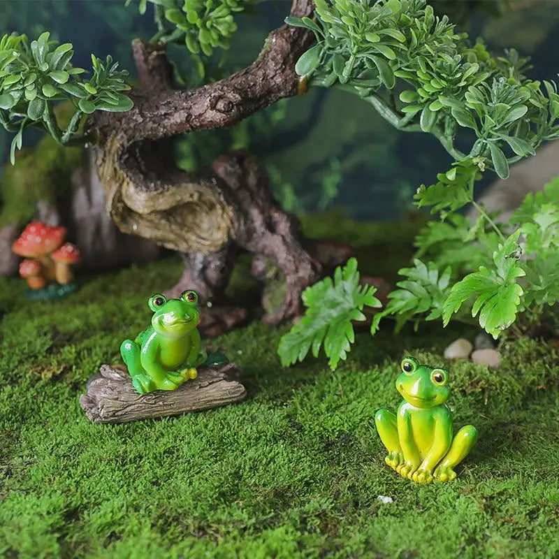 Resin Frog Hanging Ornament – Garden, Terrarium & Home Decor