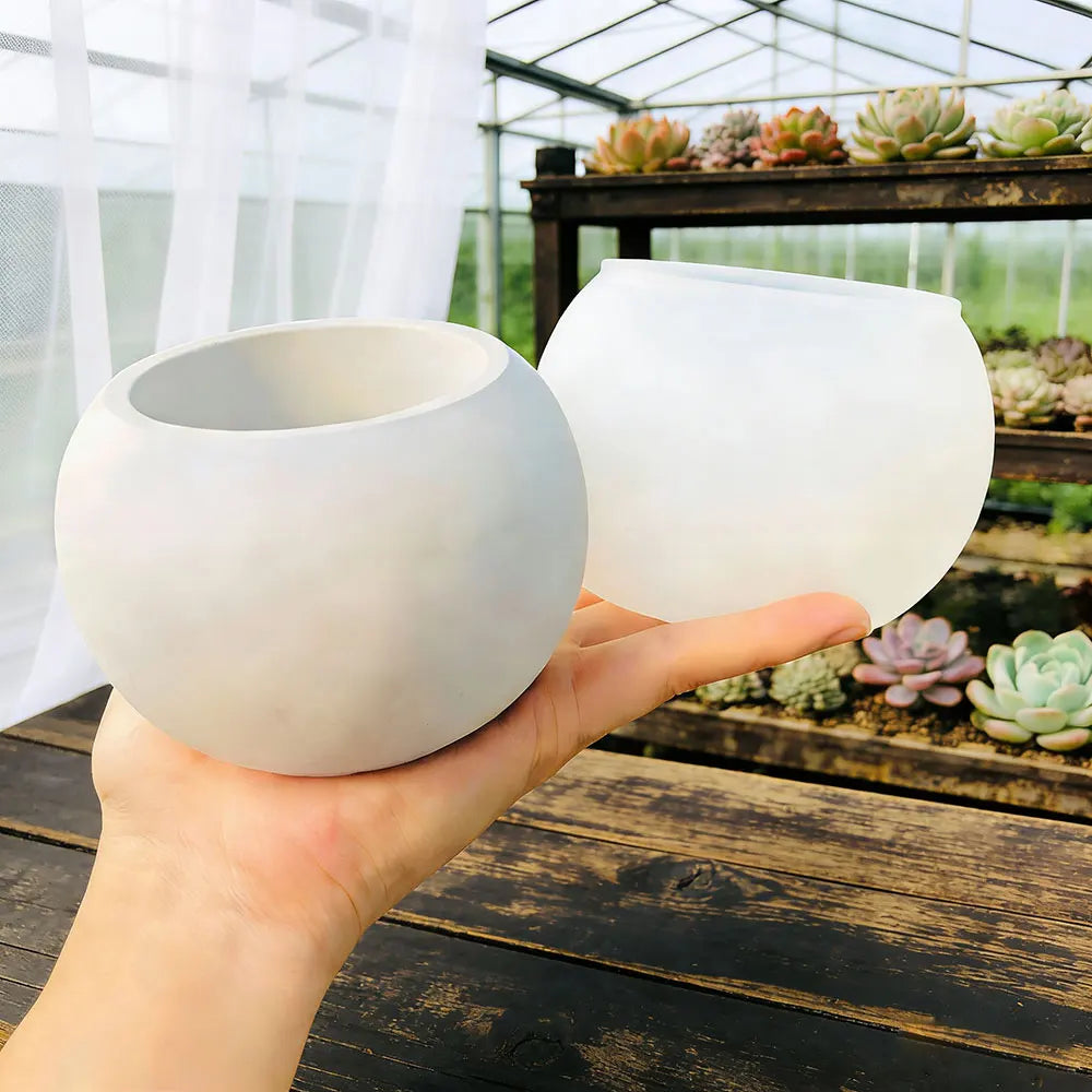 Spherical Silicone Mold – Resin, Concrete & Candle Casting DIY