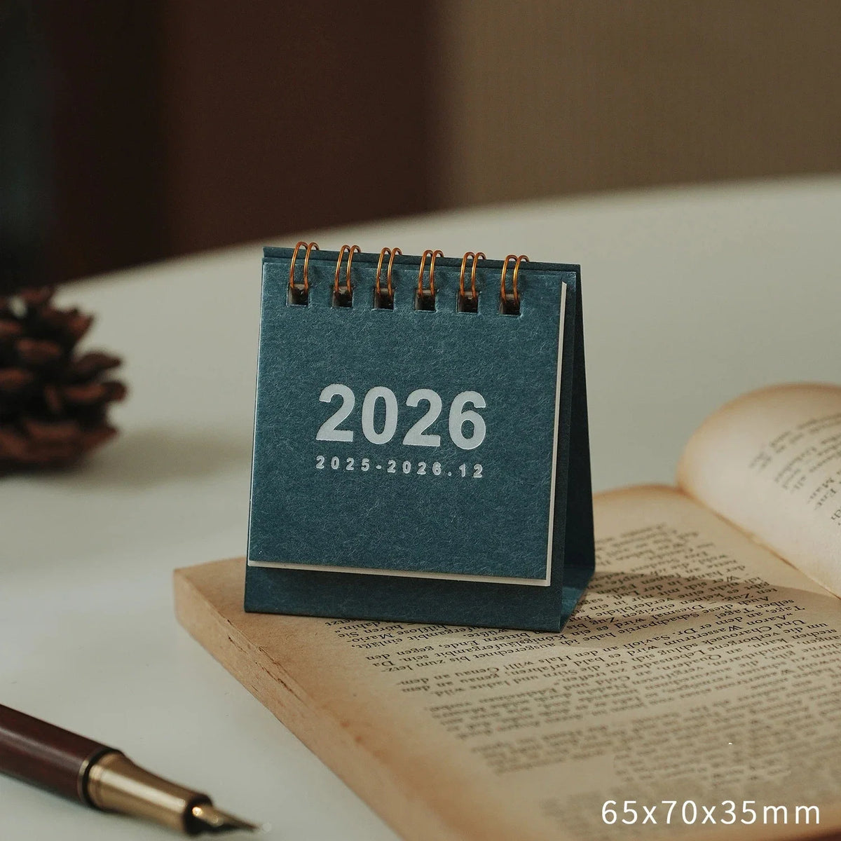 2026 Retro Mini Scroll Desk Calendar | Desktop Planner Decor