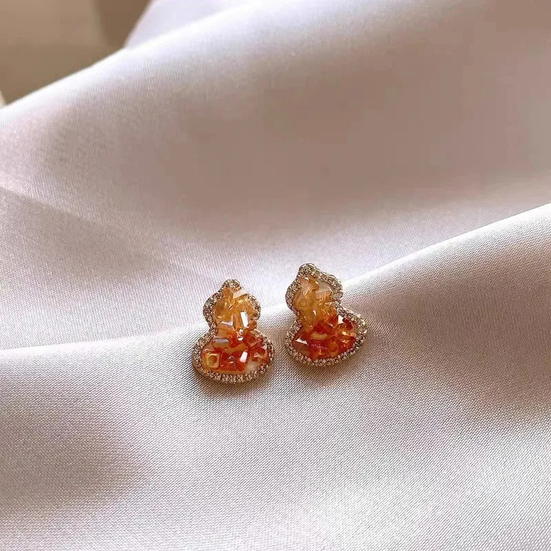 Gradient Crystal Gourd Stud Earrings – Orange Zircon Silver