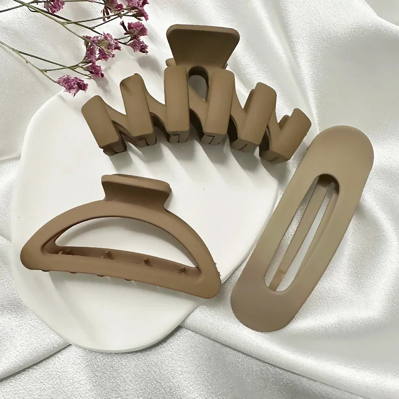 Large Acrylic Hair Claw Clip – Korean Geometric Barrette