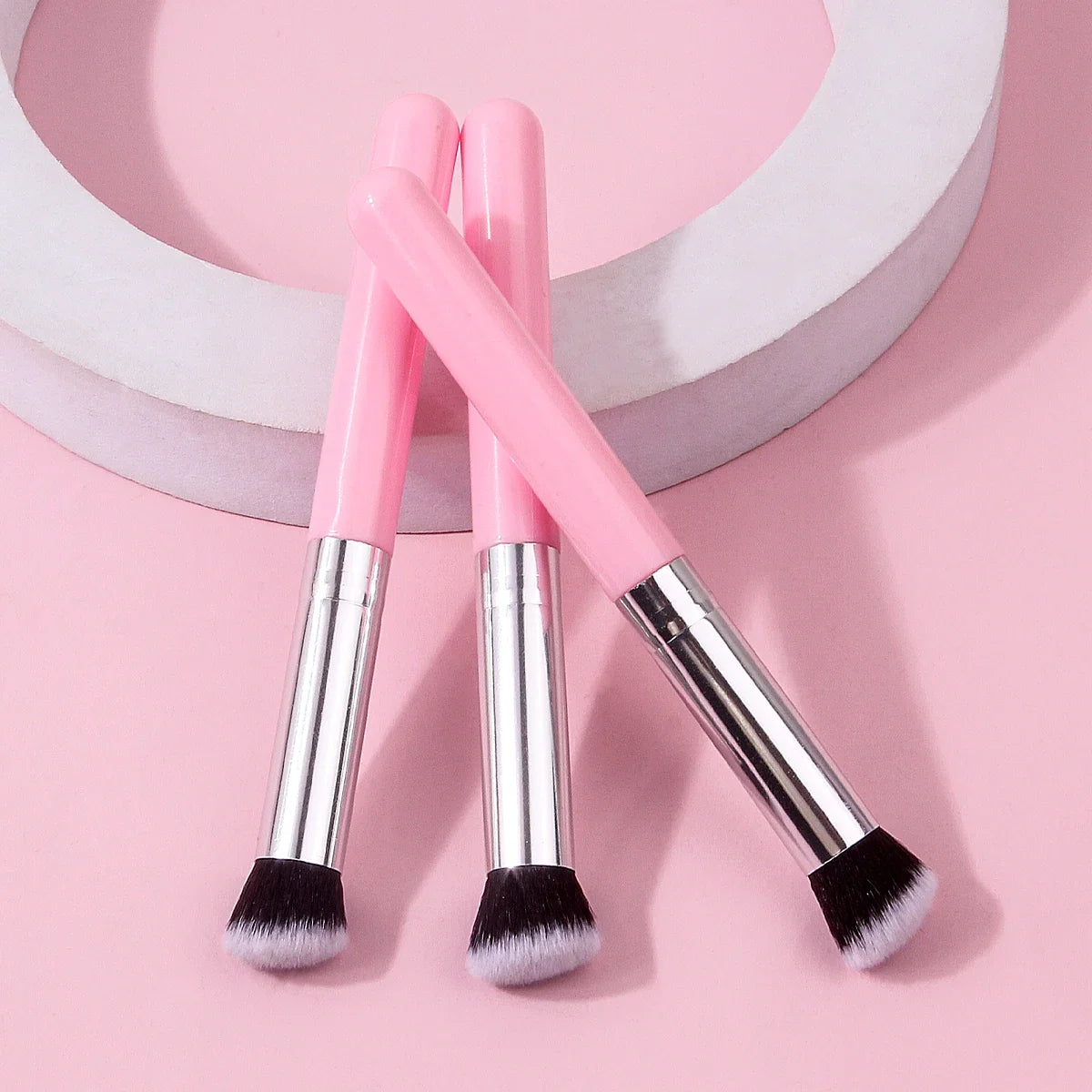 Round Head Blush, Concealer & Highlighter Brush Set of 3