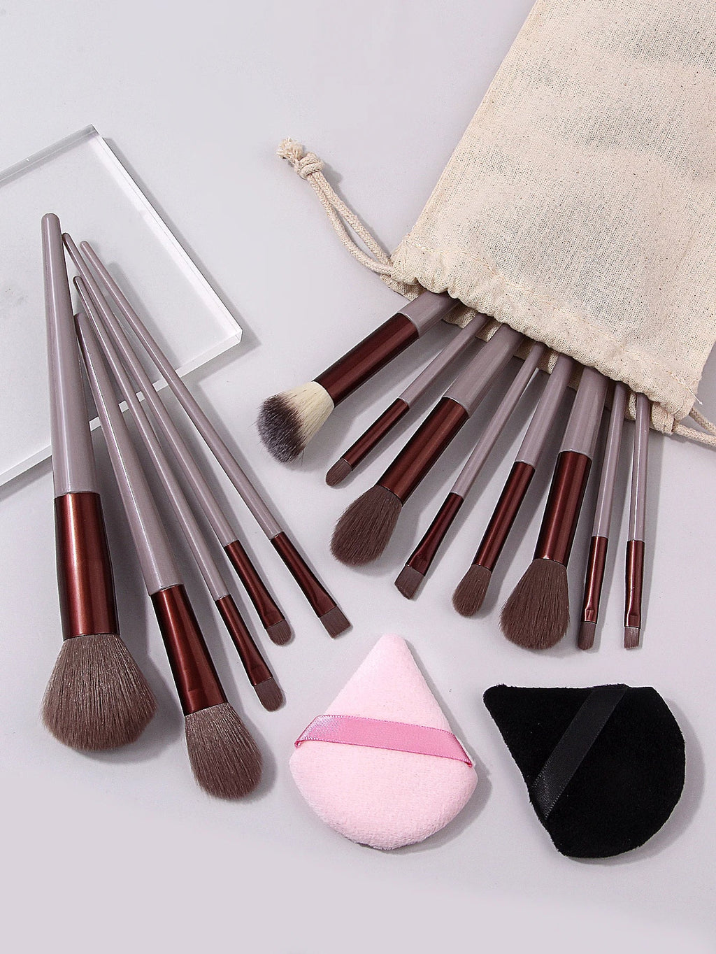 16-Piece Professional Makeup Brush Set with Bag | Nixie