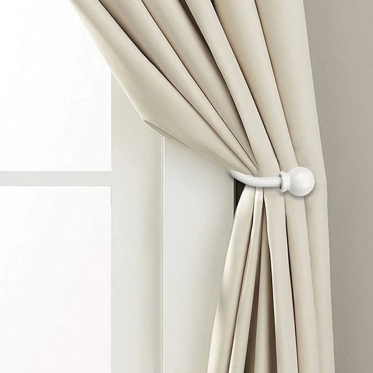 2Pcs Metal Curtain Holdbacks U-Shape Wall Tie Back Hooks