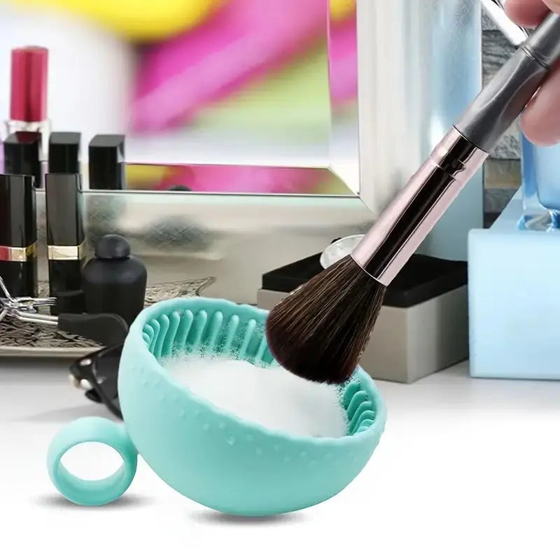 Silicone Makeup Brush Cleaner Scrubber & Bowl | QuickClean