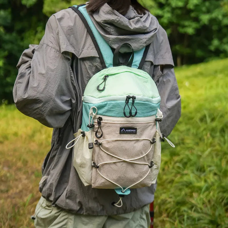 Nixie Lightweight Waterproof Hiking Backpack | Color-Block