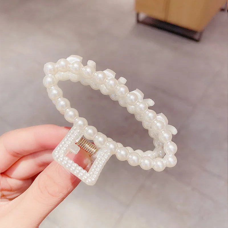 Pearl Hair Claw Clips – Korean Bow Geometric Hairpins Women
