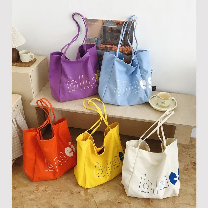 Nixie Canvas Tote Bag – Large Minimalist Shoulder Bag for Women