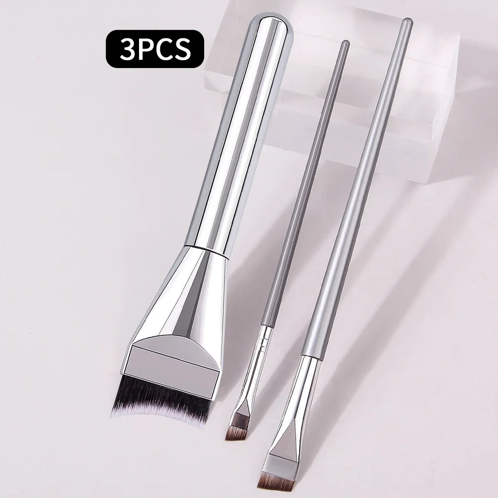 3-Piece Makeup Brush Set – Foundation, Mask & Eyeliner Brushes