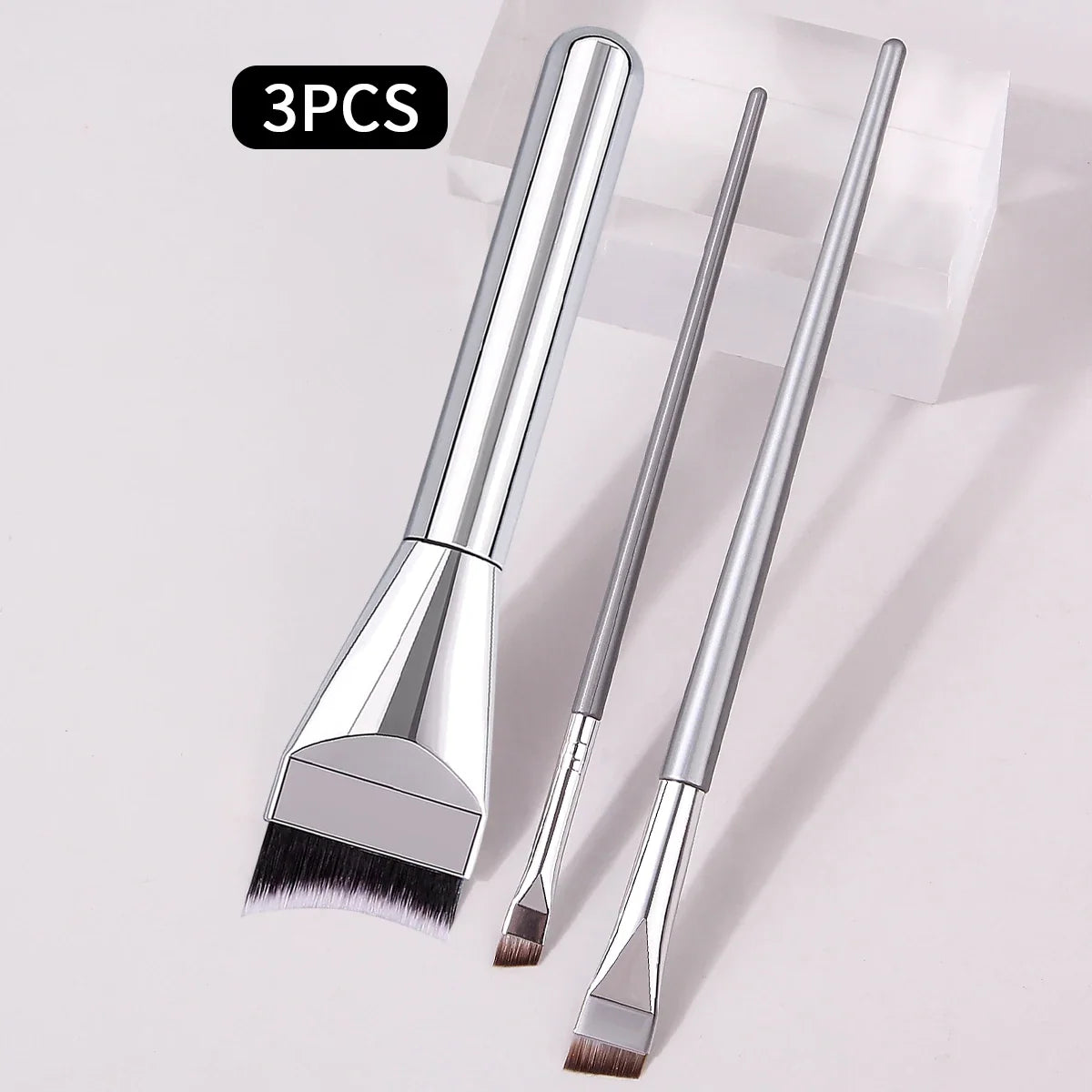 3-Piece Makeup Brush Set – Foundation, Mask & Eyeliner Brushes