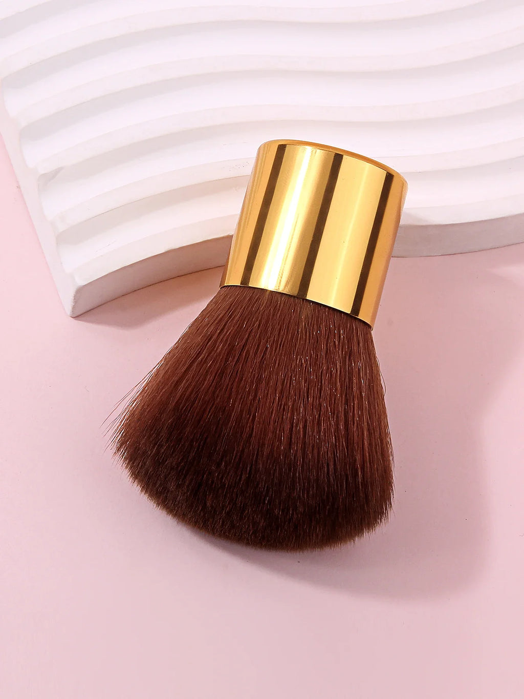 Nixie Large Head Powder Makeup Brush – Blush & Bronzer