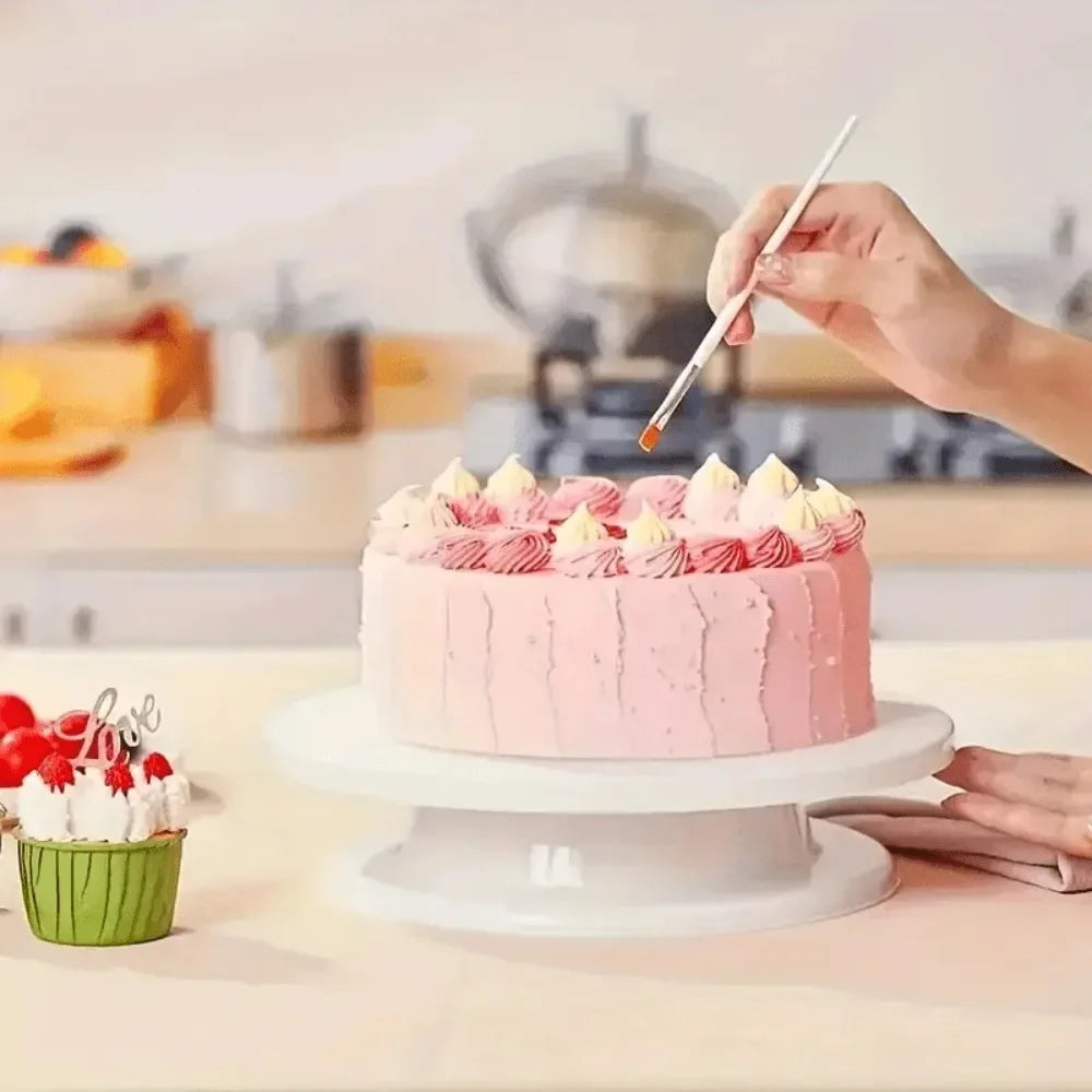 360° Cake Turntable Set – Scraper, Nozzles & Decorating Tools