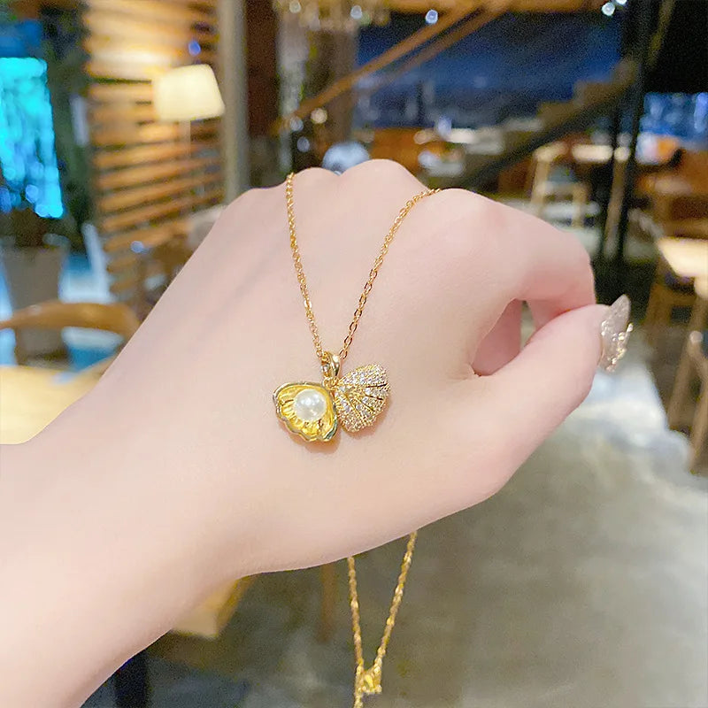 Women's Zircon Faux Pearl Copper Pendant Clavicle Necklace