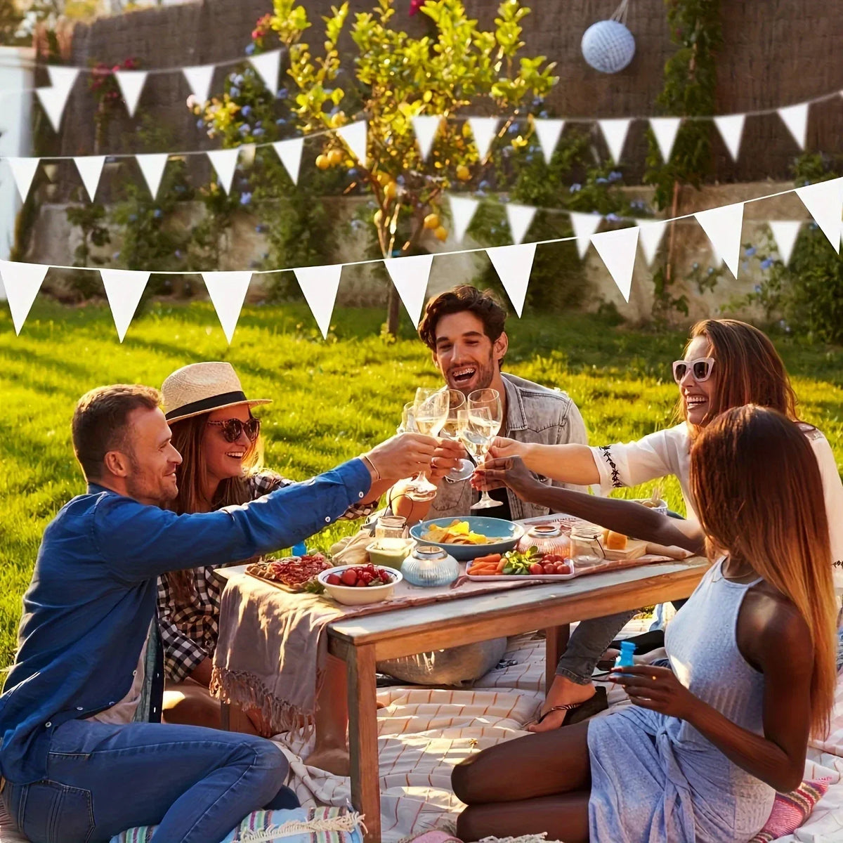 White Triangle Bunting Flag Garland 10m – Party & Wedding