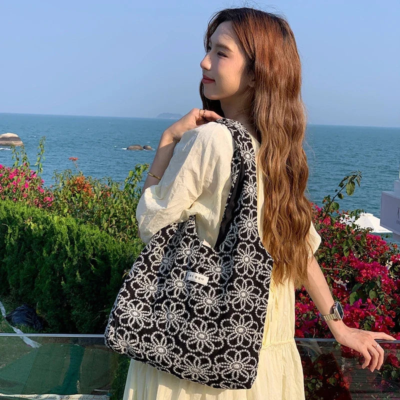 Embroidered Floral Bucket Tote Bag – Women's Shopping Bag